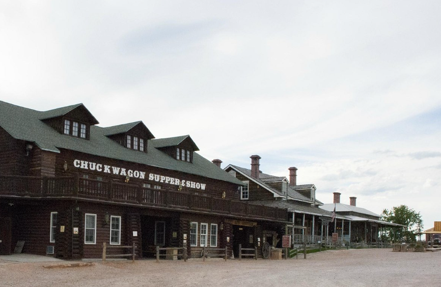 Fort Hays Chuckwagon Supper & Show, United States